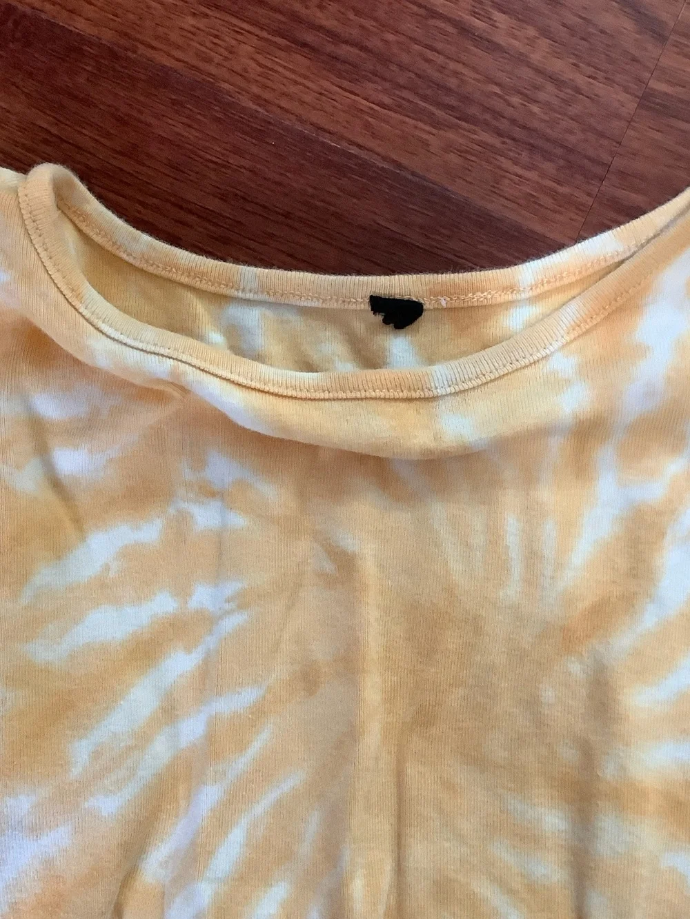 Old Navy Girls Coral Ribbed Button-Front Top with Yellow Tie-Dye Tee